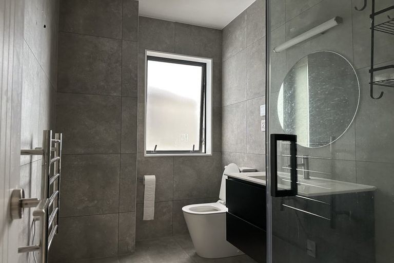 Photo of property in 12 Pacific Heights Road, Orewa, 0931