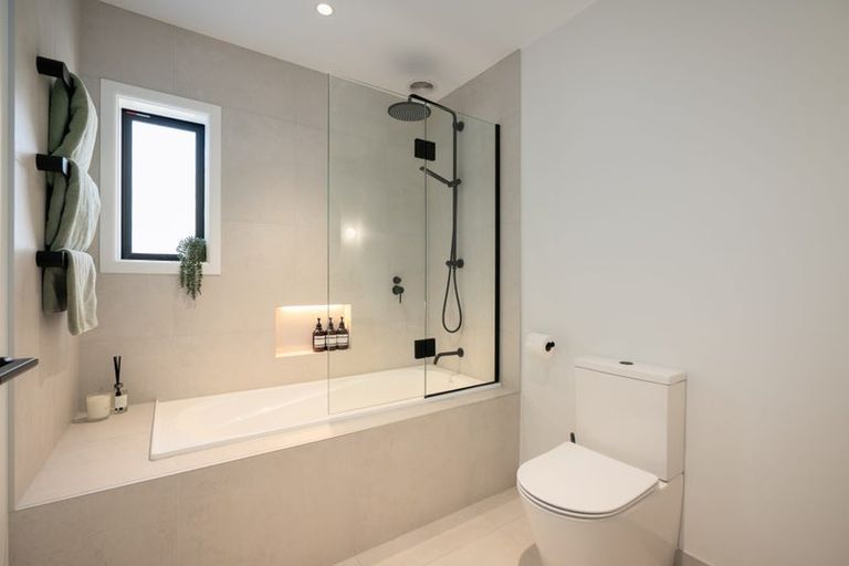 Photo of property in 12 Papai Lane, Massey, Auckland, 0614