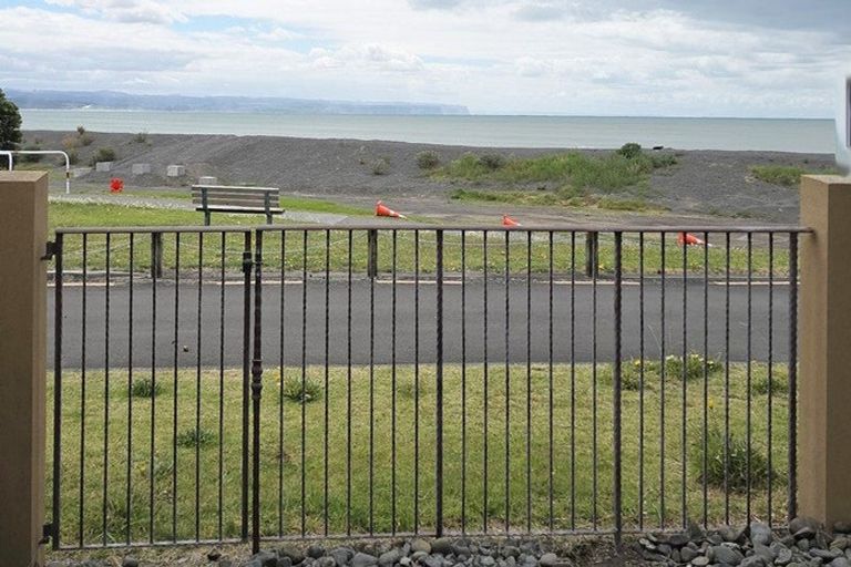 Photo of property in 7 Nott Street, Westshore, Napier, 4110