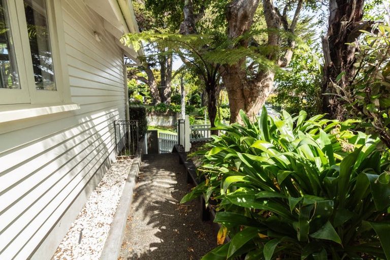 Photo of property in 68 Homewood Avenue, Karori, Wellington, 6012