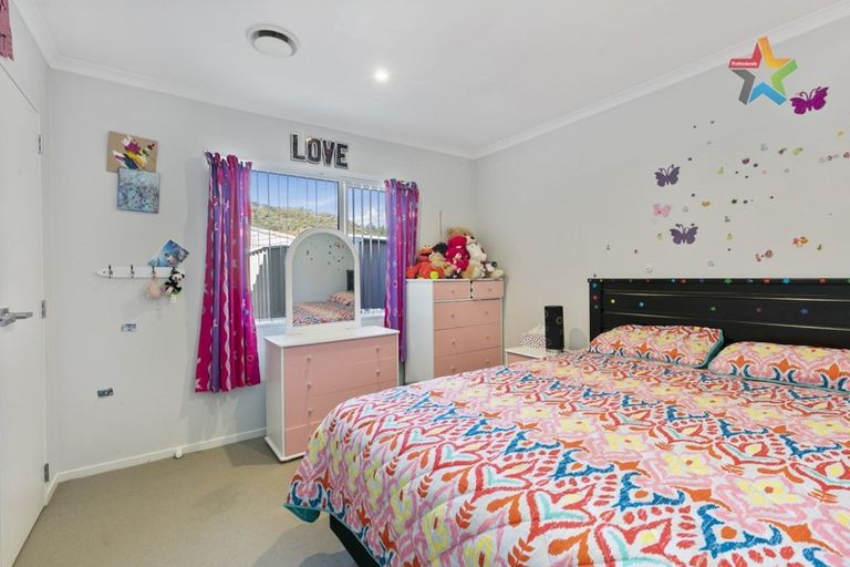 Photo of property in 8 Sun Valley Way, Wainuiomata, Lower Hutt, 5014