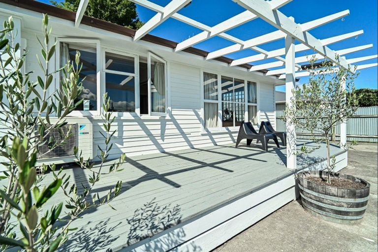 Photo of property in 26 Tasman Street, Havelock North, 4130