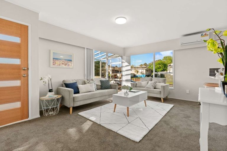 Photo of property in 1/3 Sentosa Place, Clover Park, Auckland, 2019