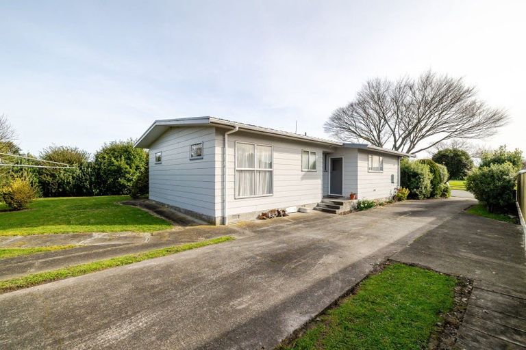 Photo of property in 21 John F Kennedy Drive, Milson, Palmerston North, 4414