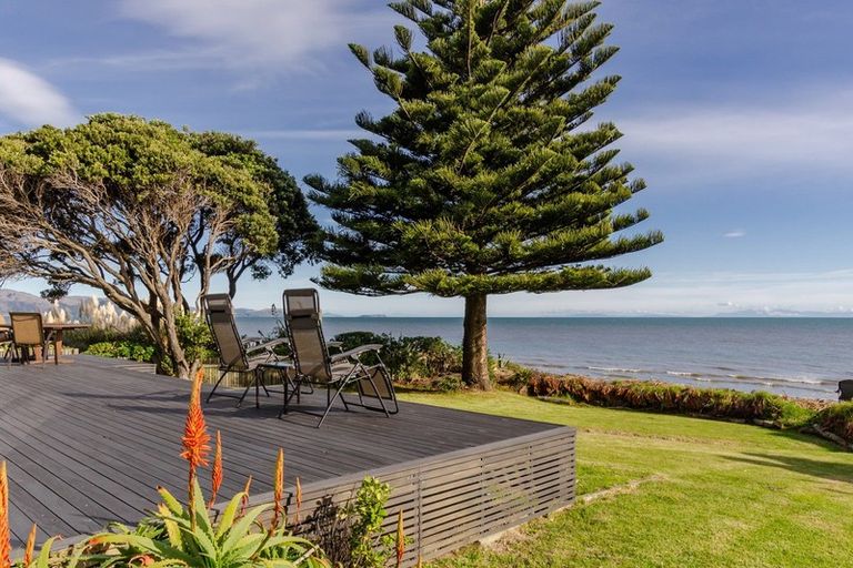 Photo of property in 5 Raebern Lane, Raumati Beach, Paraparaumu, 5032