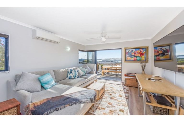 Photo of property in 34b Shakespear Road, Army Bay, Whangaparaoa, 0930