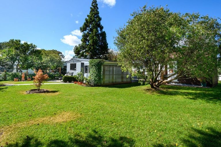 Photo of property in 24 Alice Street, Riverhead, 0820