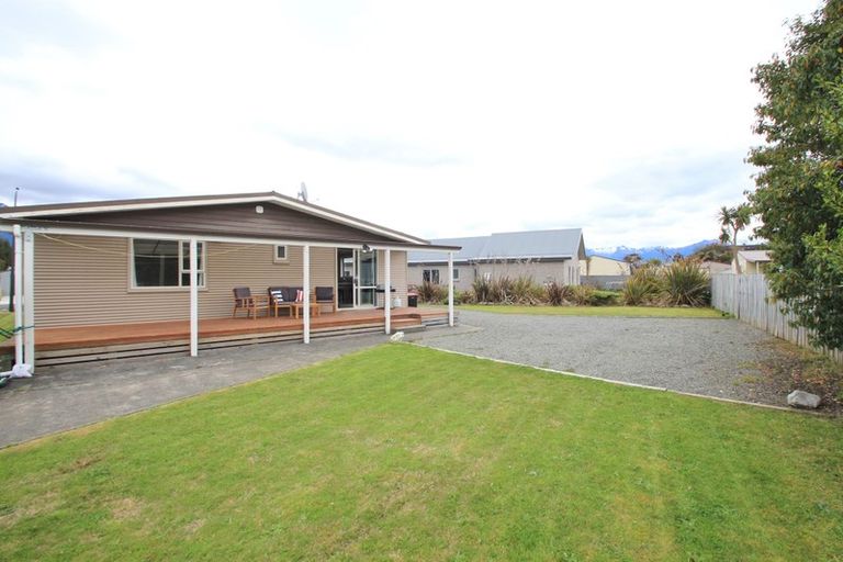Photo of property in 8 Motu-au Close, Manapouri, 9679