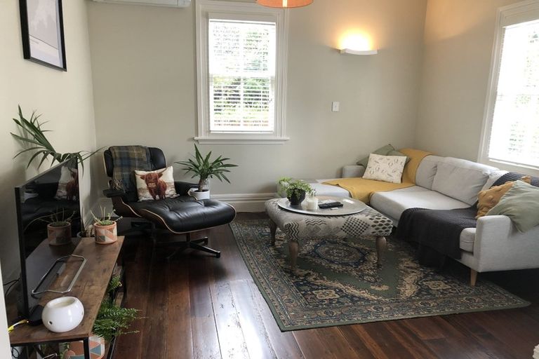 Photo of property in 9 Tudor Street, Devonport, Auckland, 0624