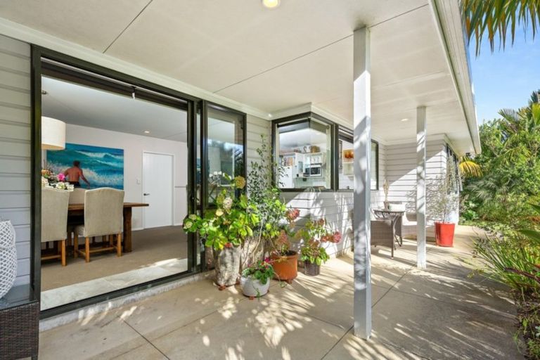 Photo of property in 12 Riverside Drive, Point Wells, 0986