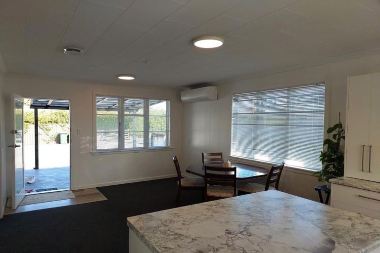 Photo of property in 206 Ngamotu Road, Spotswood, New Plymouth, 4310