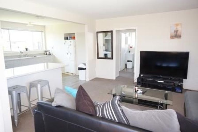 Photo of property in 30b Durham Street, Rangiora, 7400