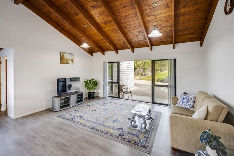 Photo of property in 9 Alley Place, Taradale, Napier, 4112