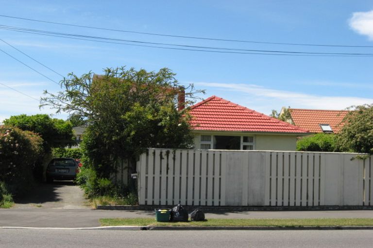 Photo of property in 116 Avonhead Road, Avonhead, Christchurch, 8042