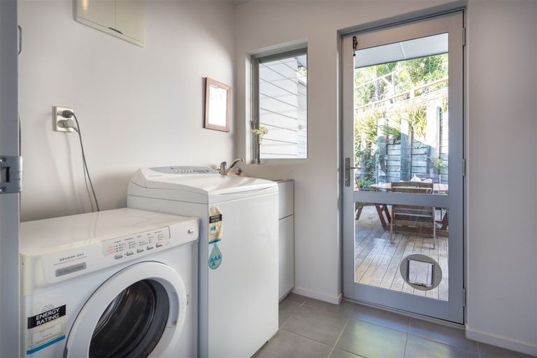 Photo of property in 6 Davis Crescent, Paihia, 0200