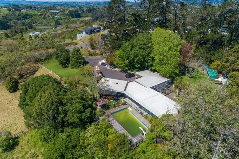 Photo of property in 158 Point View Drive, East Tamaki Heights, Auckland, 2016