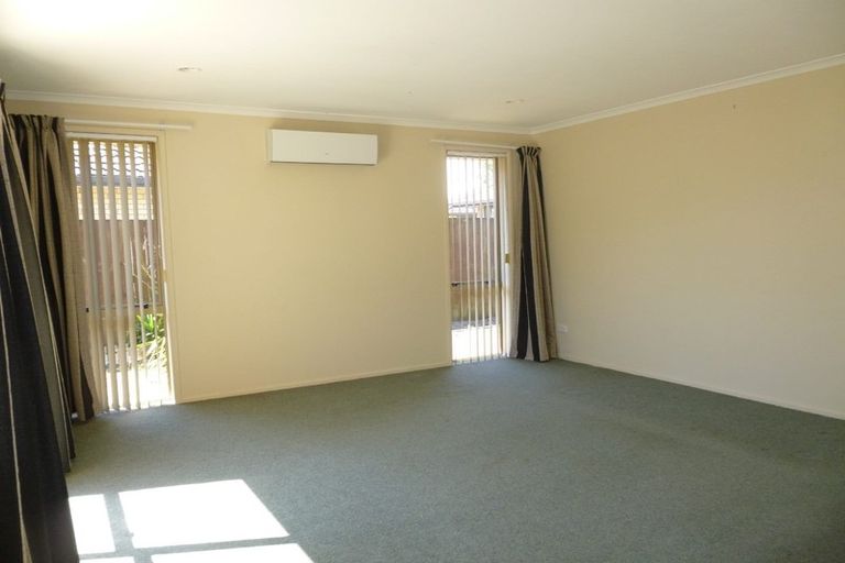 Photo of property in 221 Old Farm Road, Hamilton East, Hamilton, 3216