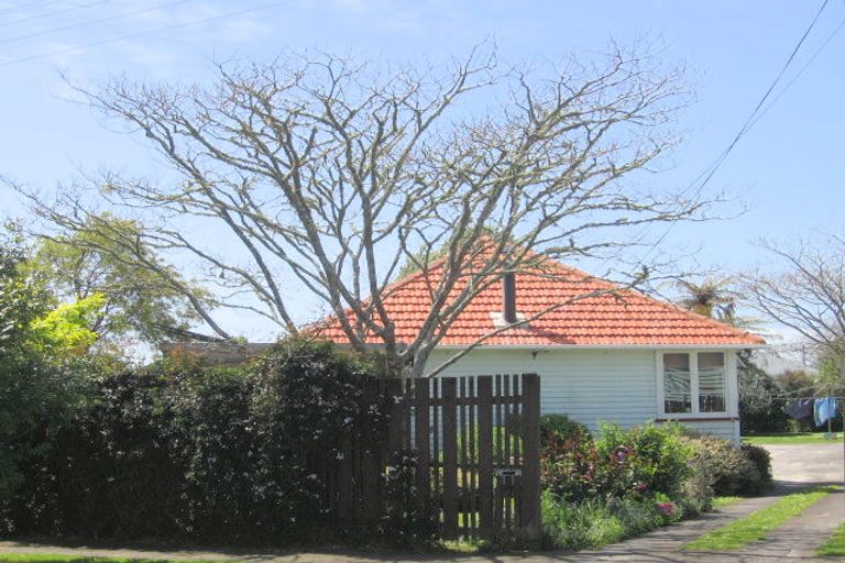 Photo of property in 2 Chapman Crescent, Morrinsville, 3300