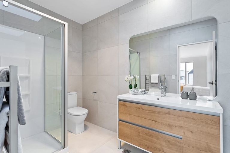 Photo of property in 77 Roundel Crescent, Whenuapai, Auckland, 0618