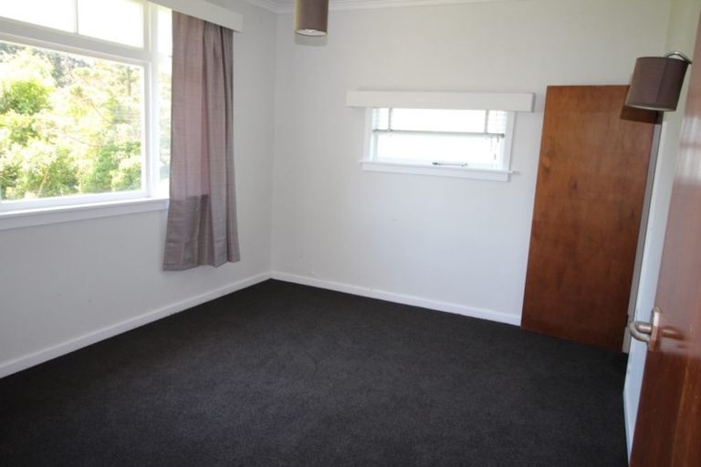 Photo of property in 83 Atawhai Road, Fitzherbert, Palmerston North, 4410