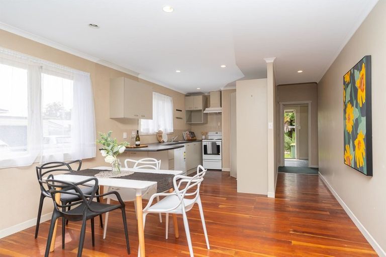 Photo of property in 19 Ellicott Road, Nawton, Hamilton, 3200