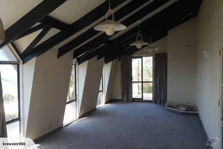 Photo of property in 33 Tuawera Terrace, Clifton, Christchurch, 8081