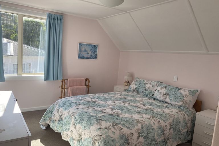 Photo of property in 16 Lisburn Avenue, Caversham, Dunedin, 9012