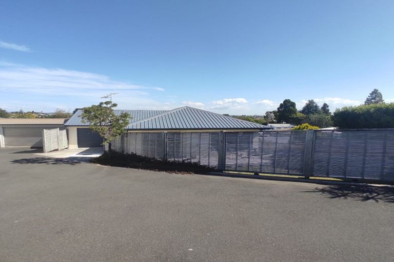 Photo of property in 11a Warwick Place, Brookfield, Tauranga, 3110