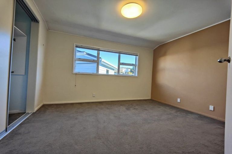 Photo of property in 5 Stansfield Place, Sunnyhills, Auckland, 2010