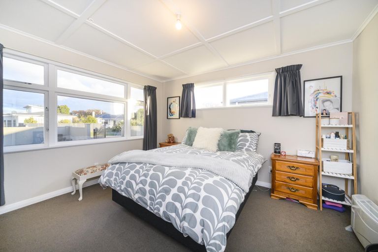 Photo of property in 30 Guy Avenue, Takaro, Palmerston North, 4410