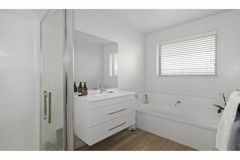 Photo of property in 7 Durell Lane, Halswell, Christchurch, 8025