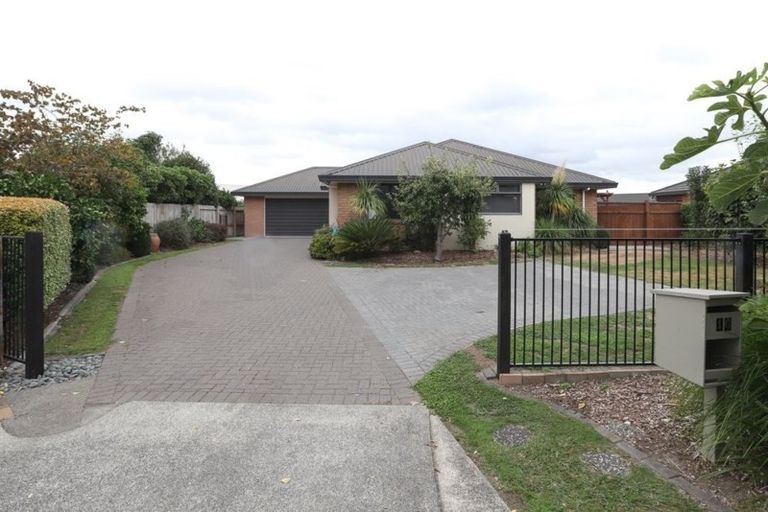 Photo of property in 16 Bouverie Crescent, Flagstaff, Hamilton, 3210