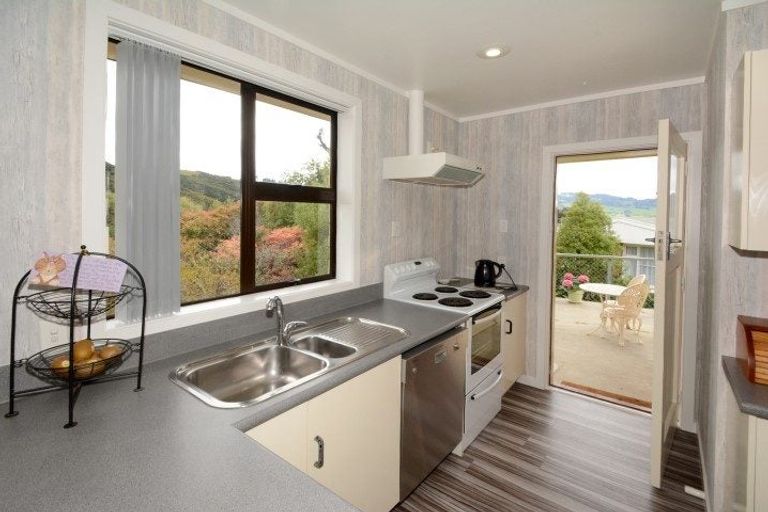 Photo of property in 7 Martin Road, Fairfield, Dunedin, 9018
