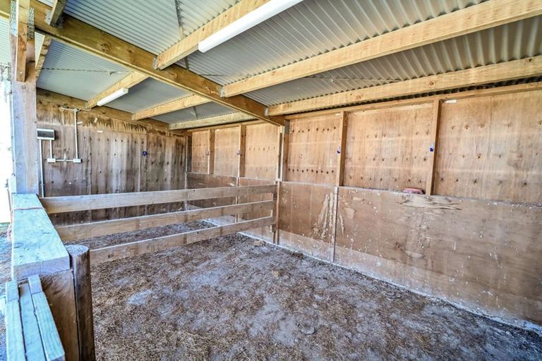 Photo of property in 2080 Elsthorpe Road, Elsthorpe, Havelock North, 4295