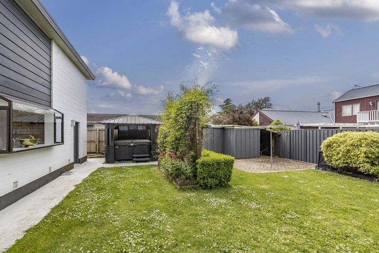 Photo of property in 61 Seddon Street, Rangiora, 7400