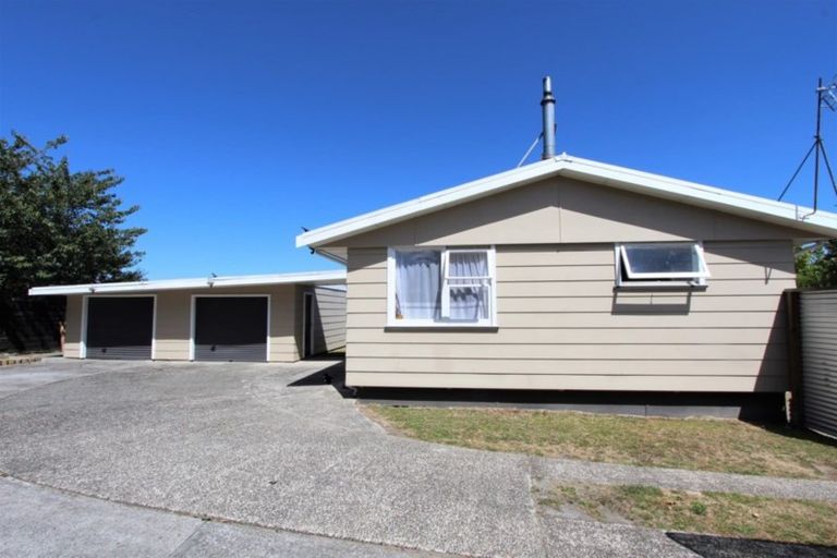 Photo of property in 5 Tararua Place, Tokoroa, 3420