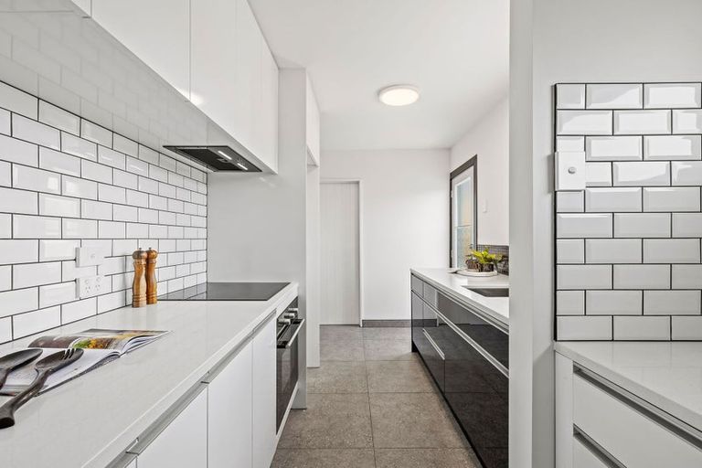 Photo of property in 30 Newcastle Street, Phillipstown, Christchurch, 8011