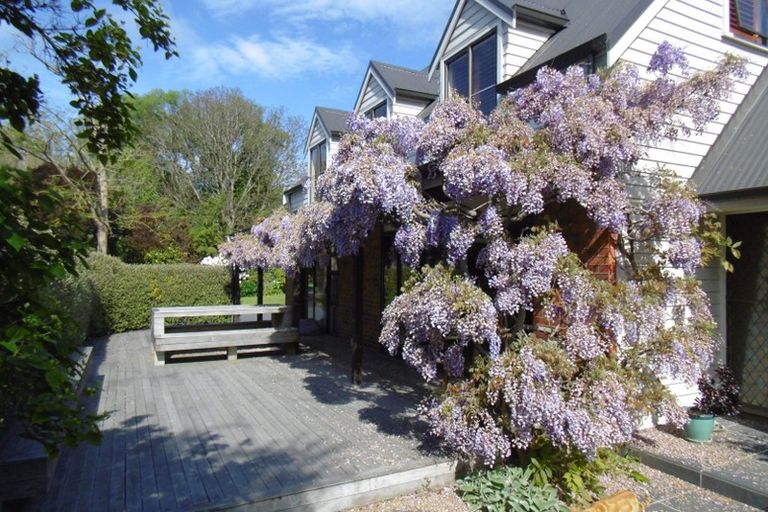 Photo of property in 82b Avonhead Road, Avonhead, Christchurch, 8042