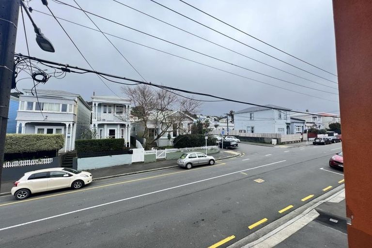 Photo of property in 189 Tasman Street, Mount Cook, Wellington, 6021