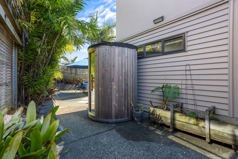 Photo of property in 17 Burns Avenue, Takapuna, Auckland, 0622