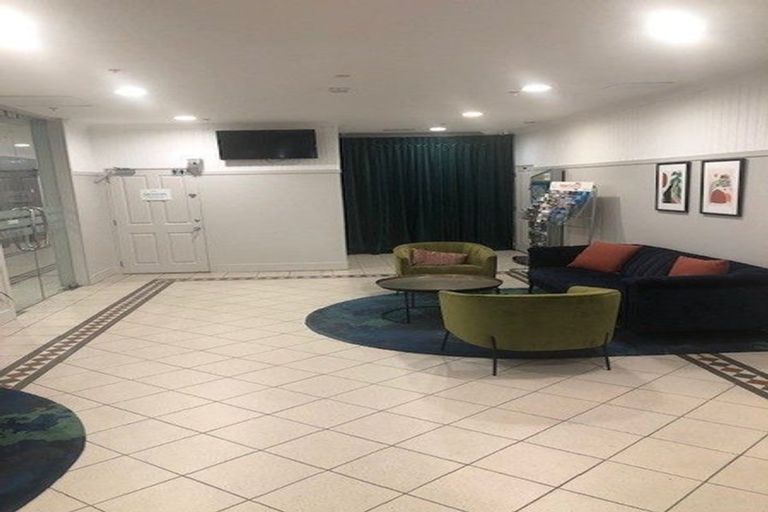 Photo of property in Atrium Towers, 4f/154 The Terrace, Wellington Central, Wellington, 6011