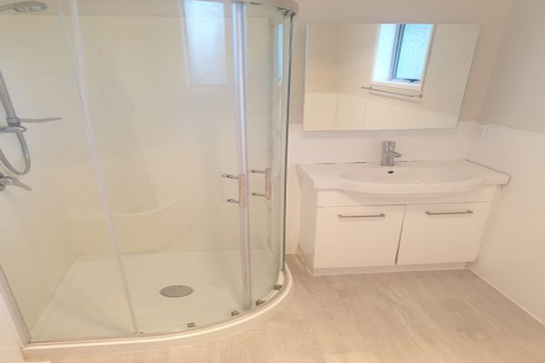 Photo of property in 290 Mahia Road, Weymouth, Auckland, 2103