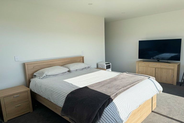 Photo of property in 162 Kupe Drive, Whitianga, 3510