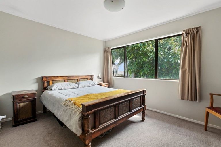 Photo of property in 14 Pitau Road, Mount Maunganui, 3116