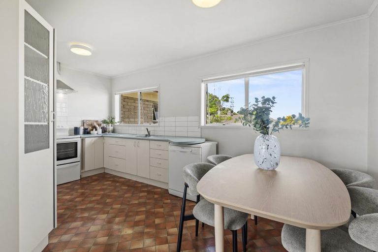 Photo of property in 2/41 Jutland Road, Hauraki, Auckland, 0622