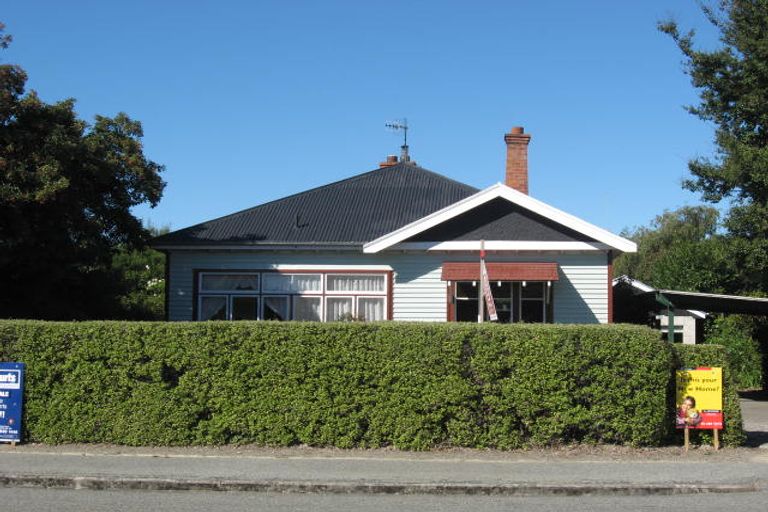 Photo of property in 55 Harris Street, Waimate, 7924