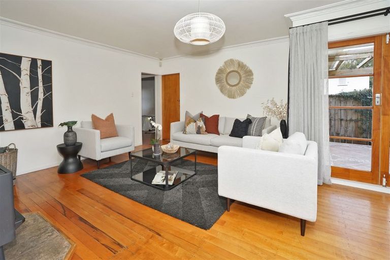 Photo of property in 4 Berkley Avenue, Hillcrest, Hamilton, 3216