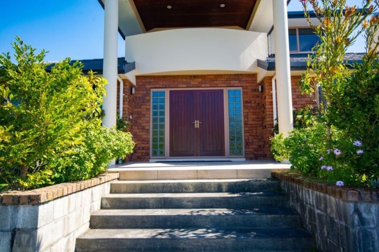 Photo of property in 14 Ranui Street, Waikawa, Picton, 7220