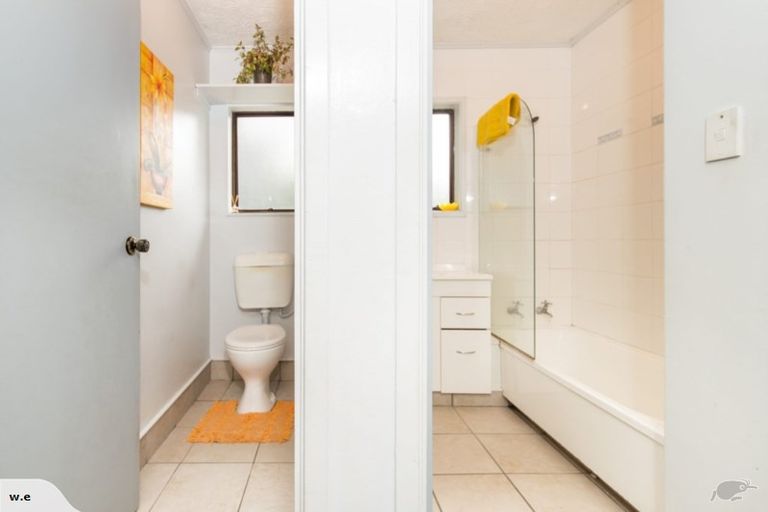 Photo of property in 24 Alidade Place, Massey, Auckland, 0614