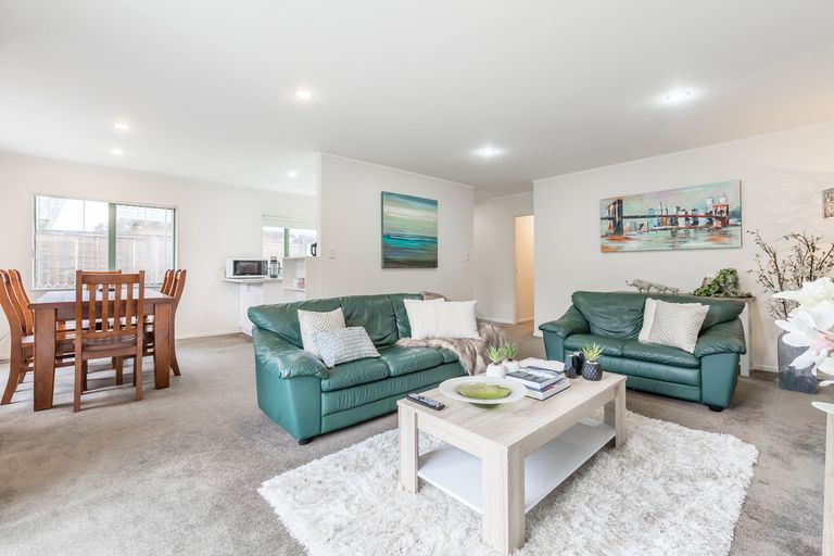 Photo of property in 119a Hutchinson Avenue, New Lynn, Auckland, 0600